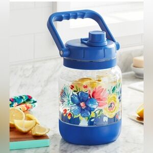 The Pioneer Woman Delaney 0.74-Gallon Tritan Jug, Blue